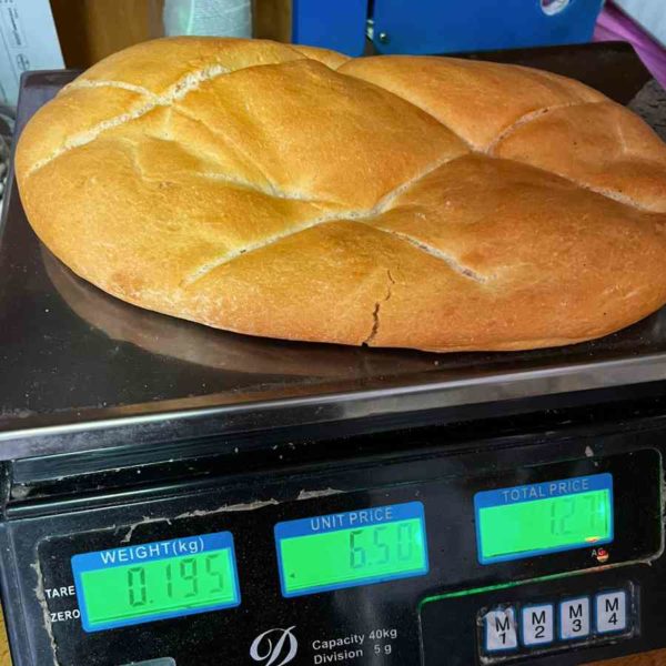 Pan estilo chapata de agua horneado a leña panadería tradicional de Jaén