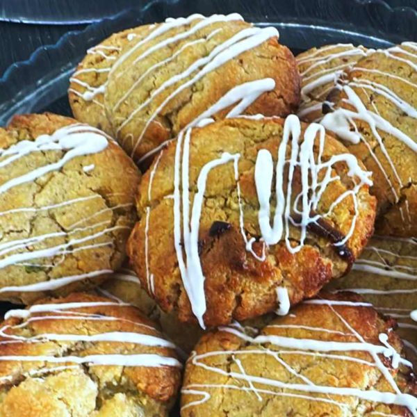 Surtido de galletas Crumb Cookies colaboración con Qué dulce Cakes Jaén